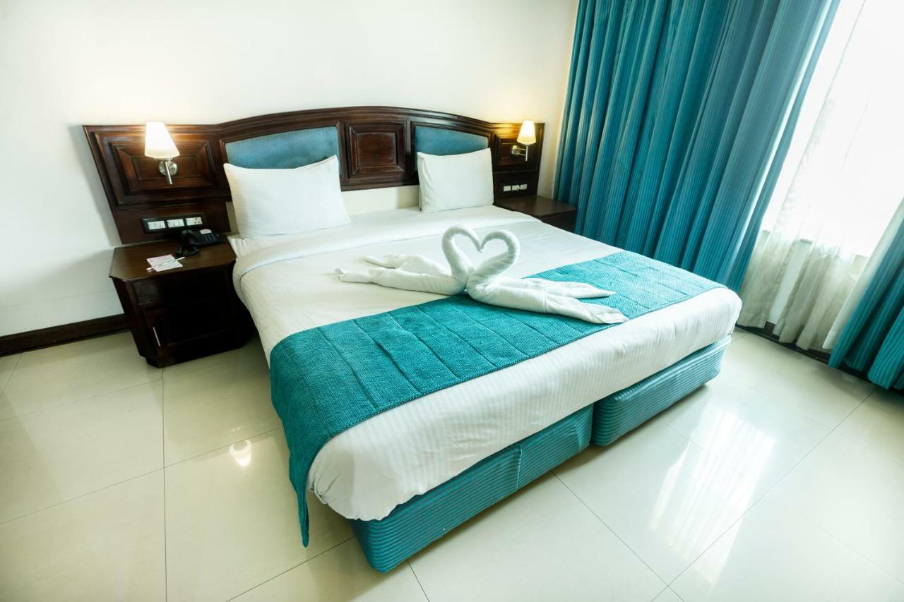Hotel Elite Palazzo Kochi Dış mekan fotoğraf